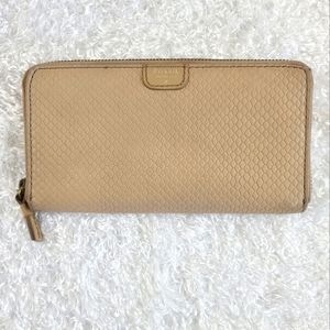 Fossil Bone Tan Textured Leather Zip Around Wallet